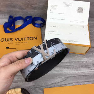 louis-vuitton-belt-initiales-monogram-eclipse-split-outdoor-belt