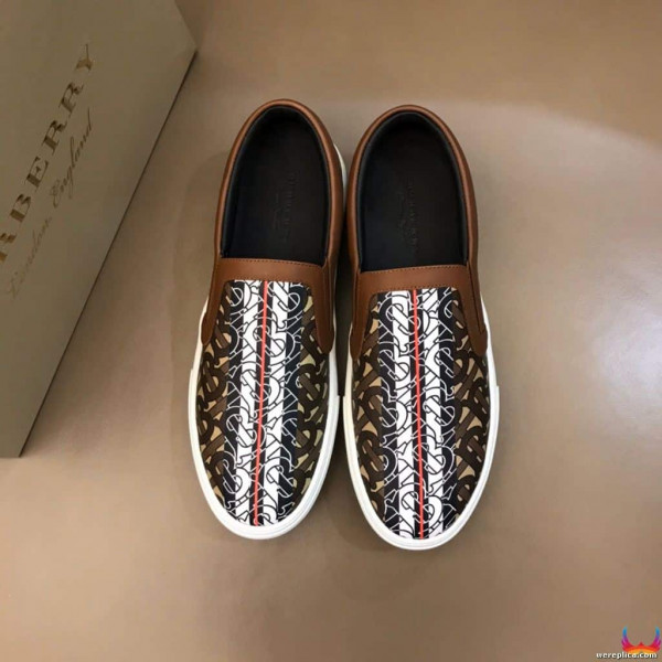 BURBERRY LEATHER VINGATE SNEAKER- BBR81