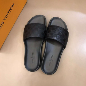 LOUIS VUITTON DAMIER SLIDES - LVS42