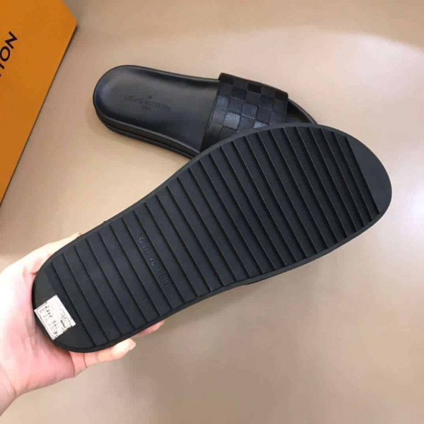 LOUIS VUITTON DAMIER SLIDES - LVS42