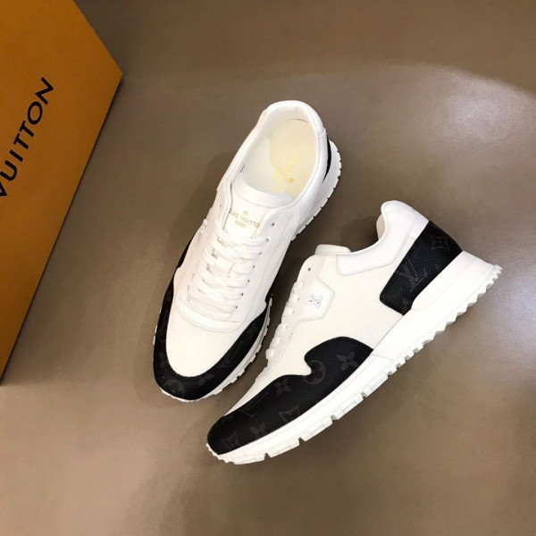 LOUIS VUITTON RUN AWAY SNEAKER - LV174