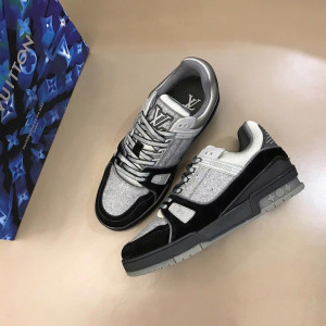 LOUIS VUITTON TRAINER SNEAKER - LV168 - 1