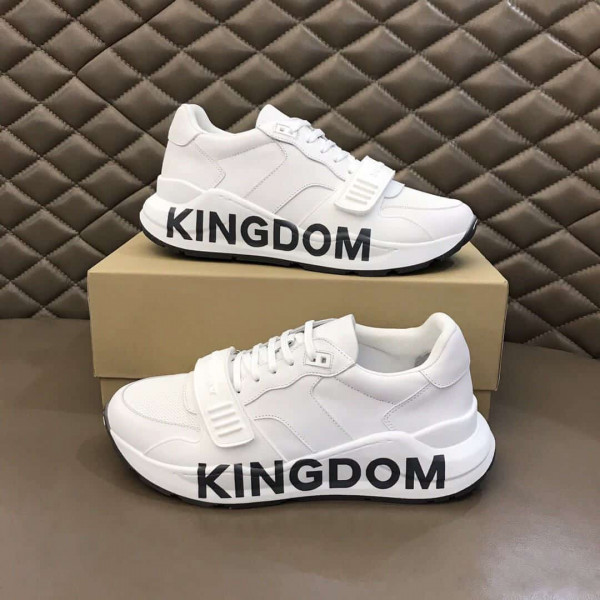 BURBERRY KINGDOM PRINT SNEAKERS IN WHITE - BBR56