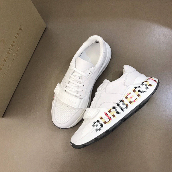 BURBERRY LOGO STRAP SNEAKERS - BBR57