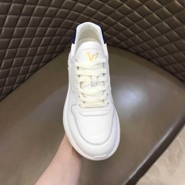 LOUIS VUITTON VUITTON RUN AWAY SNEAKER - LV290