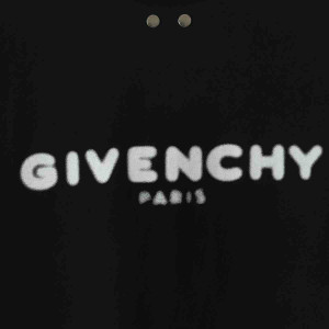 Givenchy T-Shirt With Metallic Details - GVS06