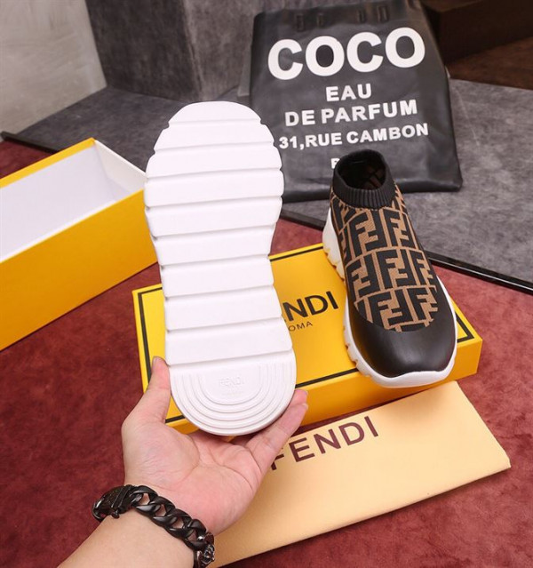 FENDI SNEAKERS -FD002