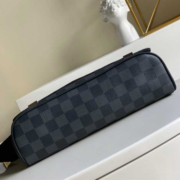 LOUIS VUITTON DISTRICT PM DAMIER EBENE CANVAS N41028