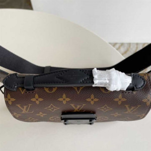 M45807 LOUIS VUITTON MONOGRAM S LOCK SLING BAG