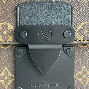 M45807 LOUIS VUITTON MONOGRAM S LOCK SLING BAG