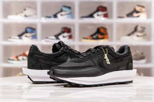 NIKE LD WAFFLE SACAI BLACK NYLON - NK12