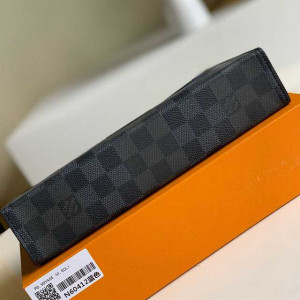 POCHETTE VOYAGE MM DAMIER GRAPHITE CANVAS N60412