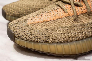 YEEZY BOOST 350 V2 “SAND TAUPE