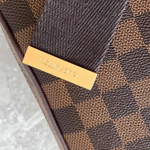 LOUIS VUITTON AVENUE SLING BAG - WLM211