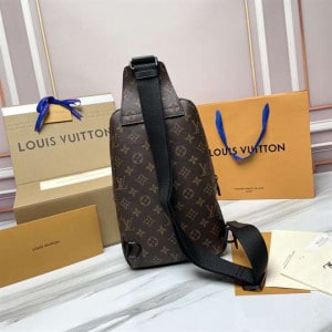 LOUIS VUITTON AVENUE SLING BAG - WLM155