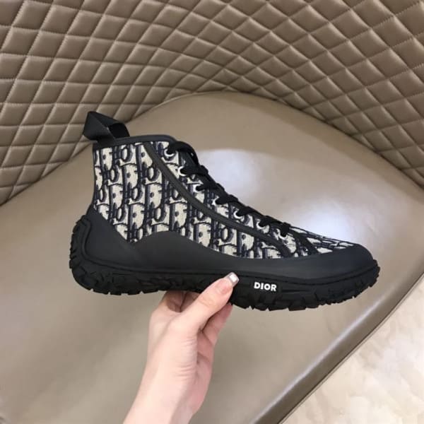 B28 Dior High Top Sneaker - CDO81