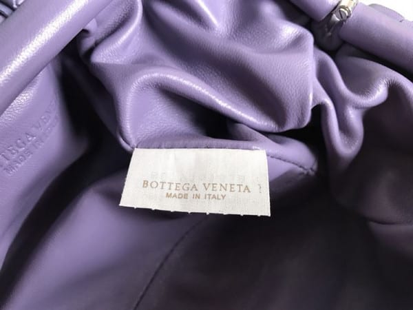 BOTTEGA VENETA WOMEN'S MINI POUCH IN LAVENDER - WBV25