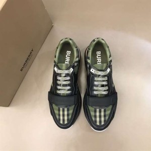 BURBERRY CHECK LACE-UP SNEAKERS IN MILITARY GREEN - BBR092