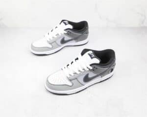 NIKE SB DUNK LOW LUNAR ECLIPSE EAST - NK78