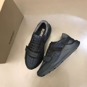 BURBERRY GREY VINTAGE CHECK SNEAKERS - BBR097