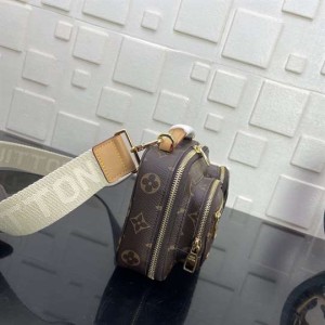 LOUIS VUITTON UTILITY CROSSBODY - WLM277