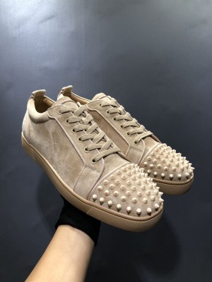 CHRISTIAN LOUBOUTIN LOW TOP SNEAKER - CL85