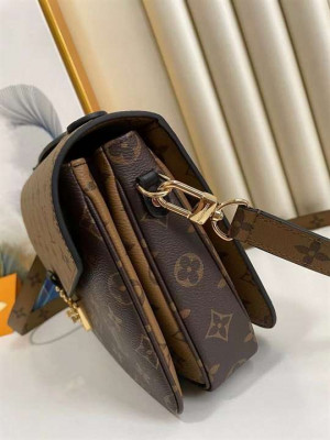 LOUIS VUITTON POCHETTE MÉTIS - WLM124