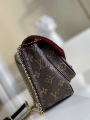 LOUIS VUITTON PASSY - WLM150