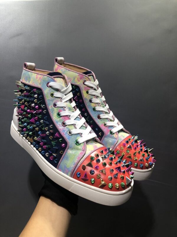 CHRISTIAN LOUBOUTIN HIGH TOP SNEAKER - CL108