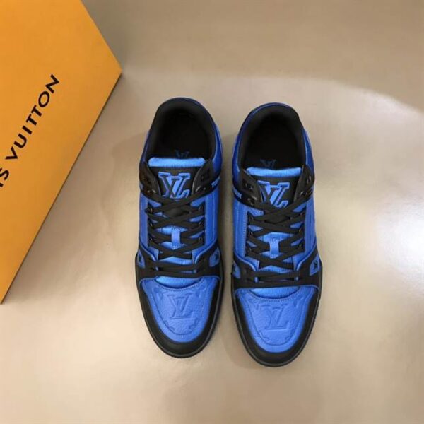 LOUIS VUITTON SNEAKERS - LSVT148