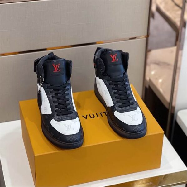 LOUIS VUITTON RIVOLI SNEAKER BOOT - LSVT144