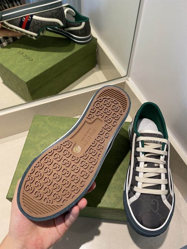 Gucci Men's Off The Grid Gucci Tennis 1977 - GC121