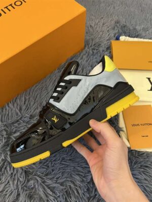 LOUIS VUITTON TRAINER SNEAKER - LSVT192