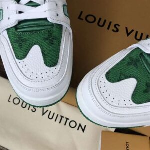 LOUIS VUITTON TRAINER SNEAKER - LSVT189