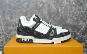 LOUIS VUITTON TRAINER SNEAKER - LSVT181