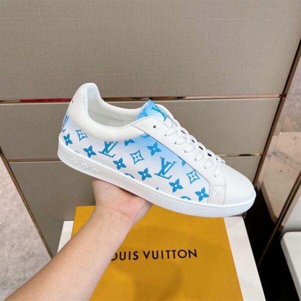 LOUIS VUITTON RIVOLI SNEAKER – LSVT231