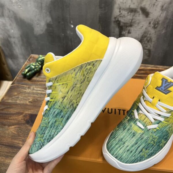 LOUIS VUITTON SHOW UP SNEAKER – LSVT229