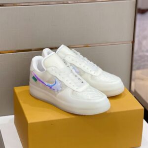 LOUIS VUITTON TRAINER SNEAKER – LSVT208