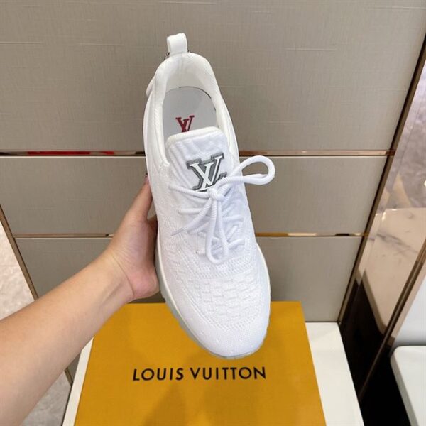 LOUIS VUITTON V.N.R SNEAKER – LSVT211