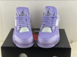 Off-White x Air Jordan 4 - AJH071