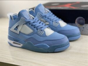 Off-White x Air Jordan 4 - AJH073