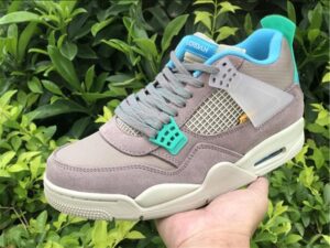 Union LA x Air Jordan 4 ‘Taupe Haze - AJH092