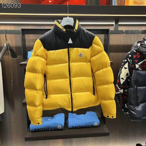 Moncler Coat - MC012