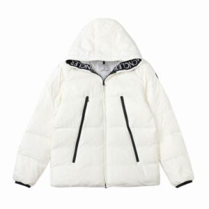 Moncler Coat - MC029