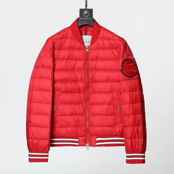 Moncler Coat - MC041