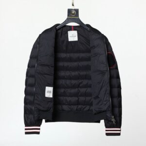 Moncler Coat - MC042