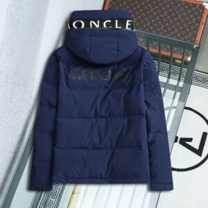 Moncler Coat - MC053