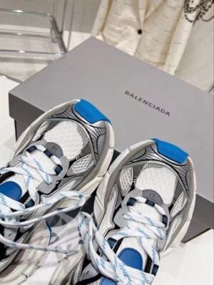 BALENCIAGA SNEAKERS - BB120