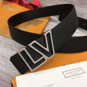 LOUIS VUITTON BELT - B051