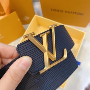 LOUIS VUITTON BELT - B073